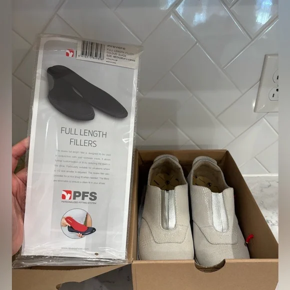 Revere Women’s Shoes Oyster Lizard Chicago Women's Slip-On Sneakers Size 8 - Picture 5 of 8